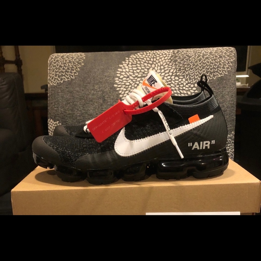 Off-White Vapormax Black/White